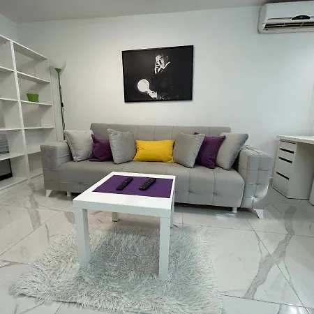 Apartamento Tesla Belgrado